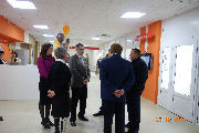 Сергей Горбань открыл новый многофункциональный центр в Октябрьском районе 